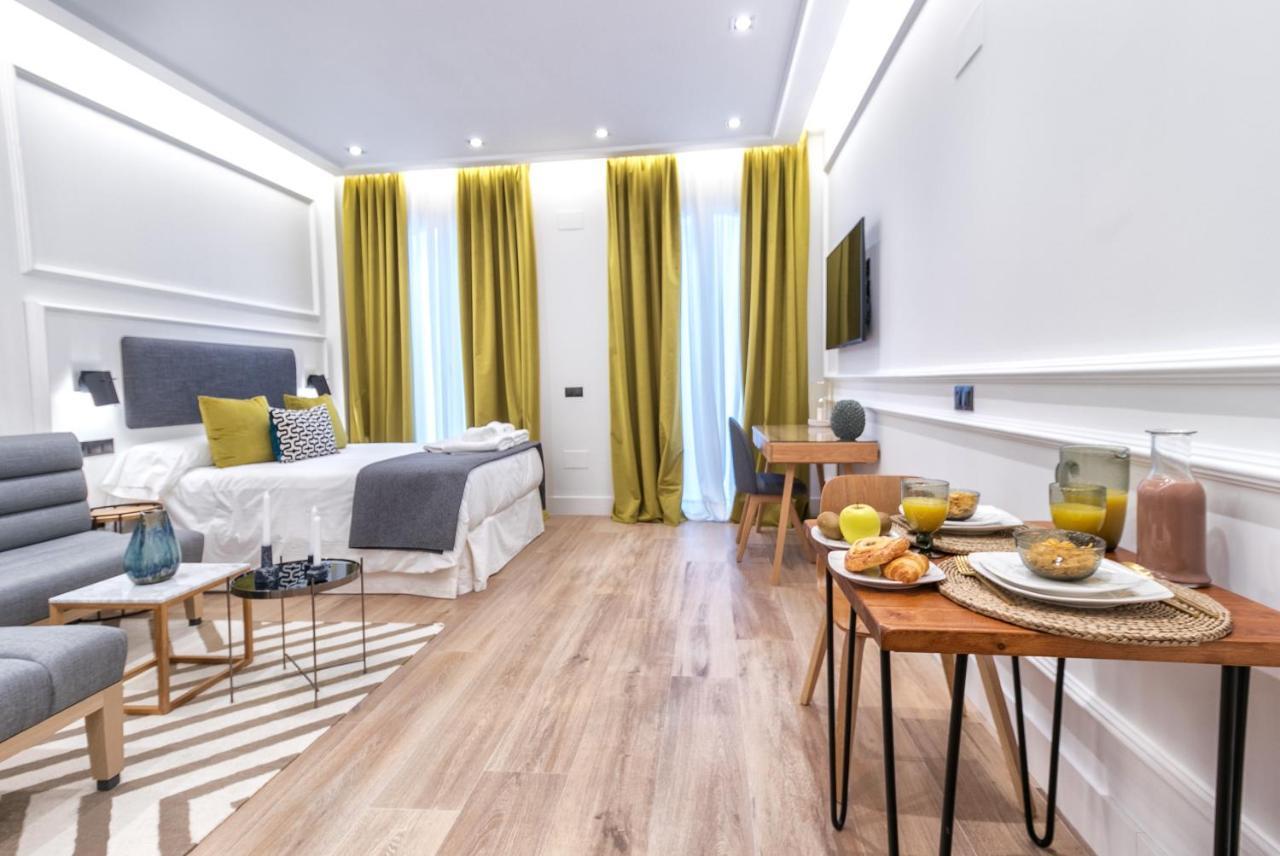Livemalaga Centro Suites Bagian luar foto